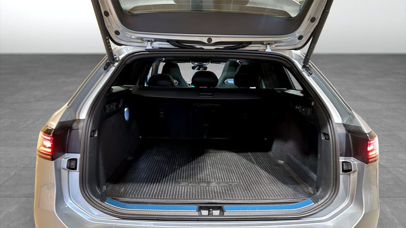 Volkswagen Passat bild 13