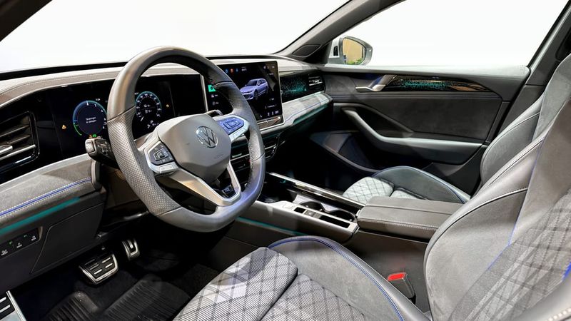 Volkswagen Passat bild 7