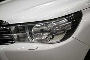 Toyota Hilux bild 19