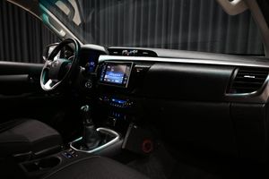 Toyota Hilux bild 27