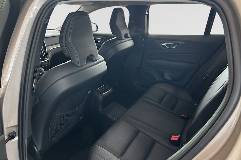 Volvo V60 bild 8