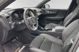 Volvo EX40 bild 7