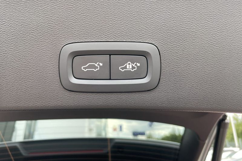 Volvo EX40 bild 14