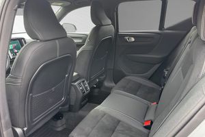 Volvo EX40 bild 8