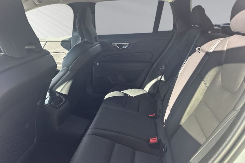 Volvo V60 bild 8