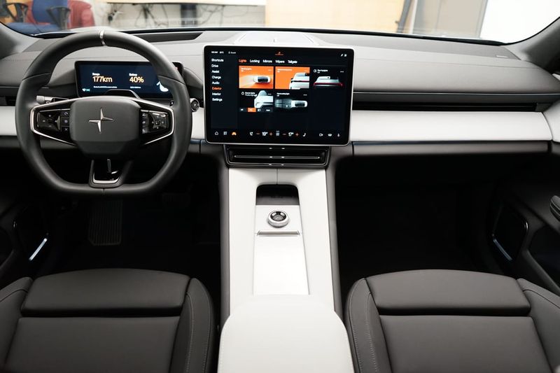 Polestar 4 bild 6
