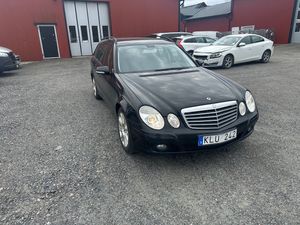 Mercedes E200 bild 1