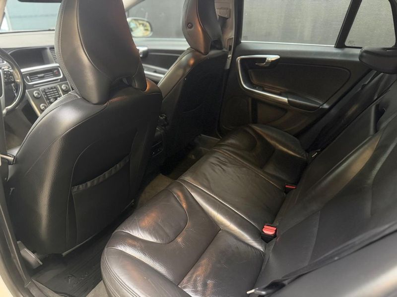 Volvo V60 bild 17