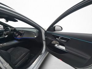 Mercedes E300 bild 12