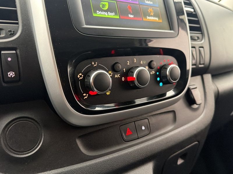 Renault Trafic bild 26