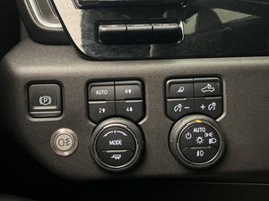 Chevrolet Silverado bild 17