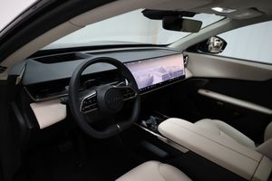 Mazda CX-6e bild 11