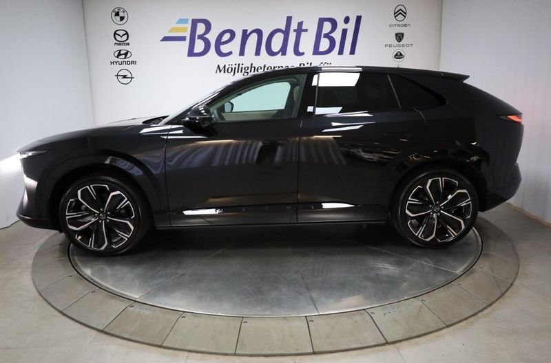 Mazda CX-6e bild 6