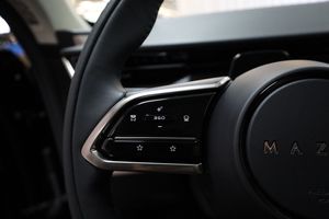 Mazda CX-6e bild 28