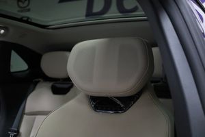 Mazda CX-6e bild 20