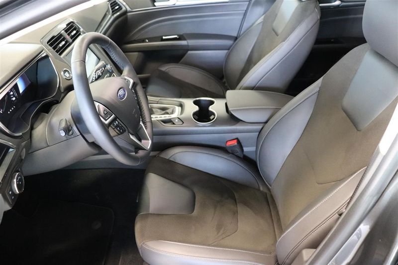 Ford Mondeo bild 6