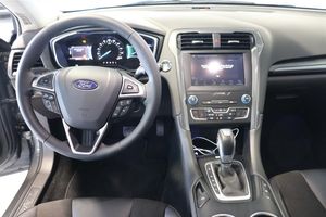 Ford Mondeo bild 9