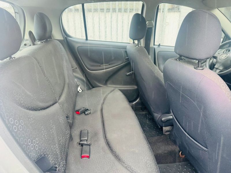 Toyota Yaris bild 6