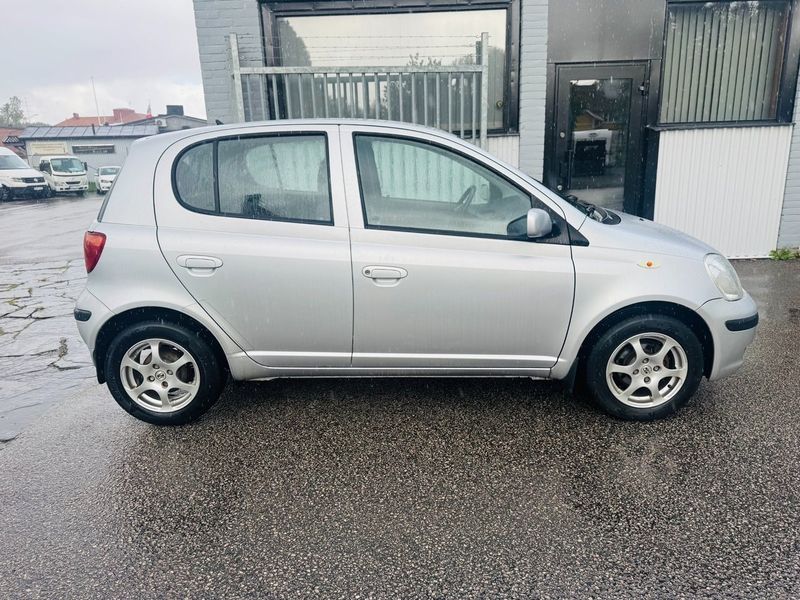 Toyota Yaris bild 10