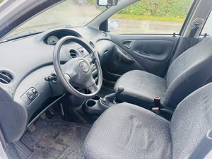 Toyota Yaris bild 8