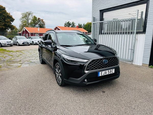 Toyota Corolla Cross Hybrid AWD-i 197HK STYLE / DRAG / NAVI - 2024