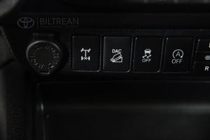 Toyota Hilux bild 17