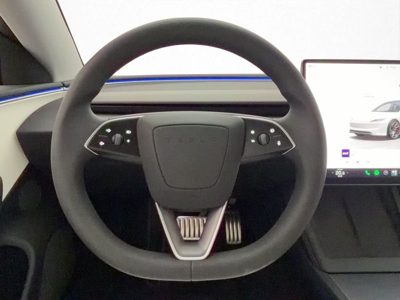 Tesla Model 3 bild 13