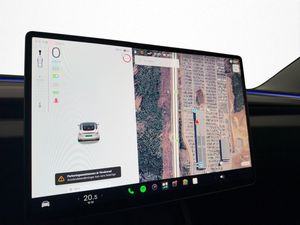 Tesla Model 3 bild 17