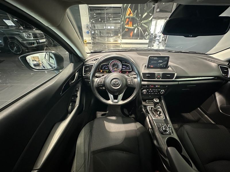 Mazda 3 bild 10