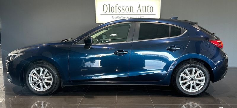Mazda 3 bild 2