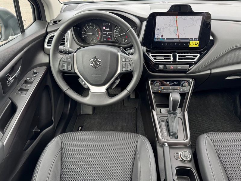Suzuki S-CROSS bild 5