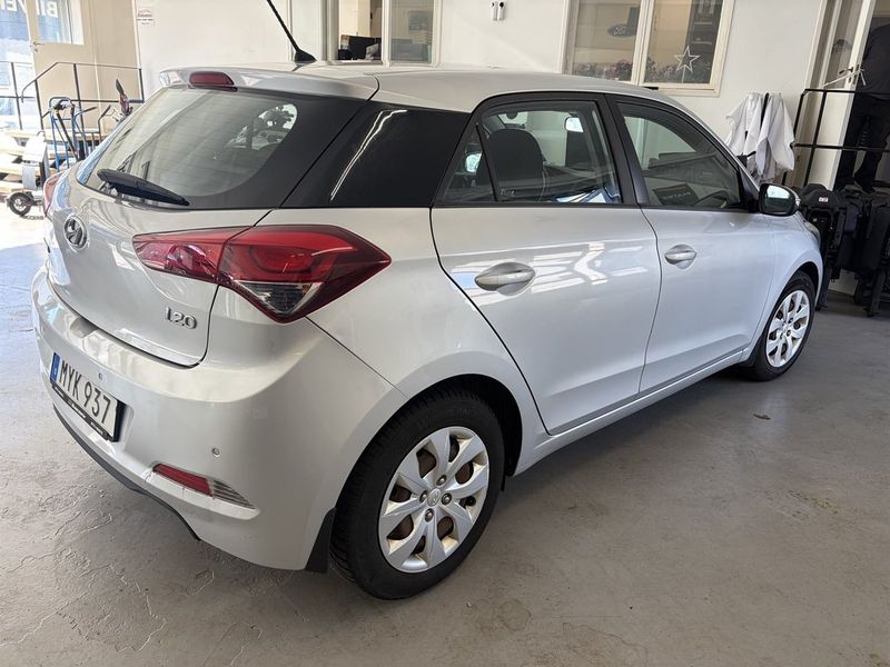 Hyundai i20 bild 3