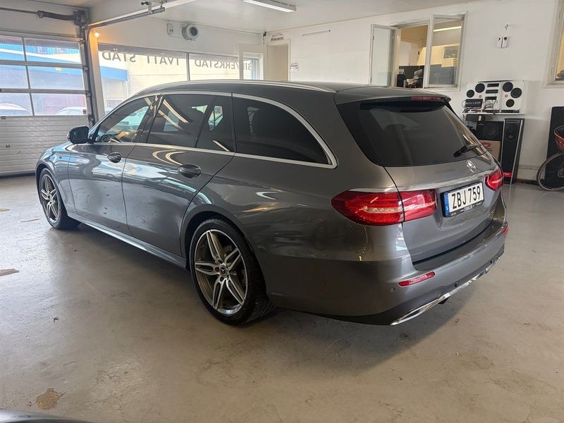 Mercedes E220 bild 2