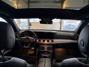 Mercedes E220 bild 11