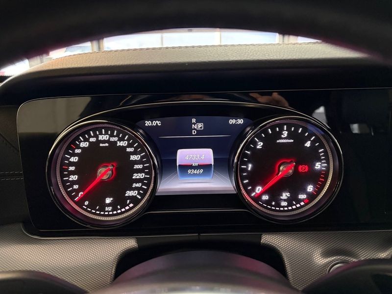 Mercedes E220 bild 12