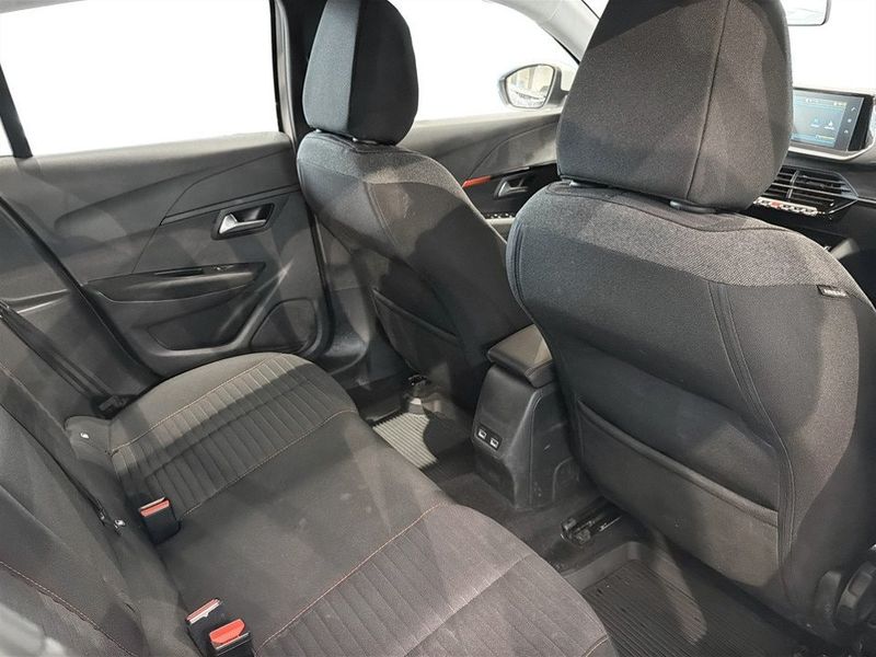 Peugeot e-208 bild 14