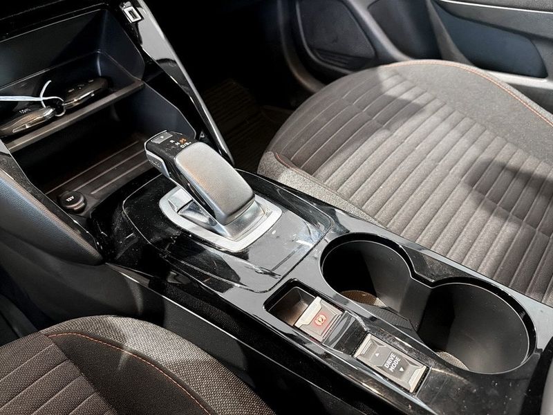 Peugeot e-208 bild 12