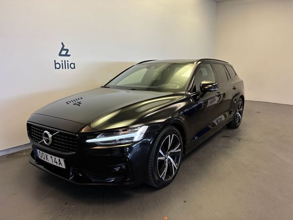 Volvo V60 B4 Diesel R-Design / Dragkrok / Keyless / 360 Kamera / HUD / - 2021