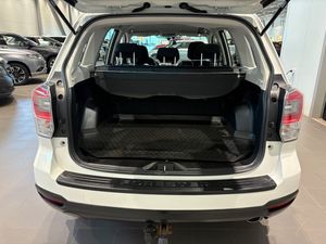 Subaru Forester bild 8