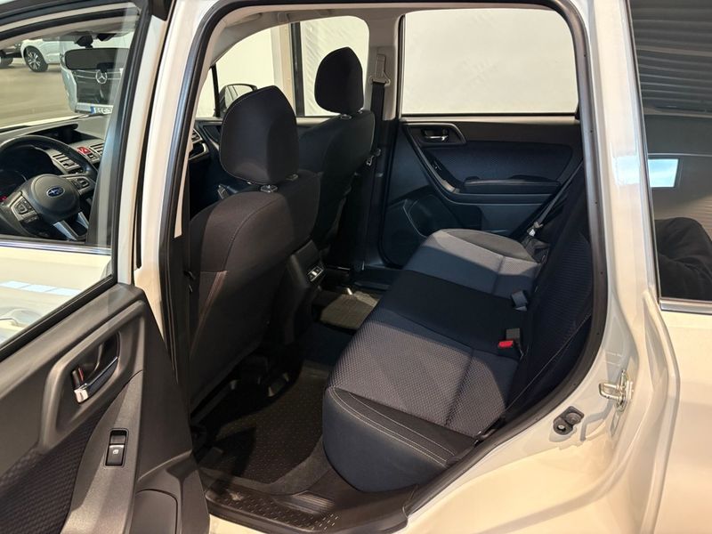 Subaru Forester bild 9
