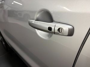 Suzuki S-CROSS bild 10
