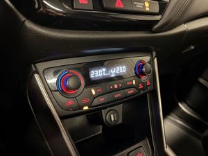 Suzuki S-CROSS bild 13