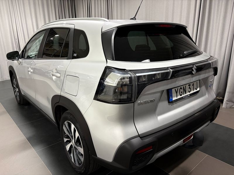 Suzuki S-CROSS bild 3