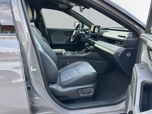 Toyota RAV4 bild 6