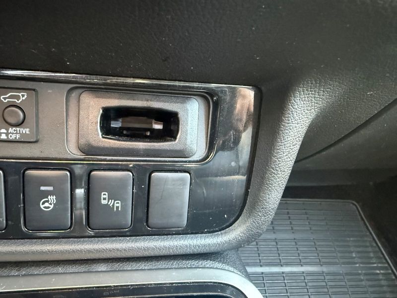 Mitsubishi Outlander bild 18