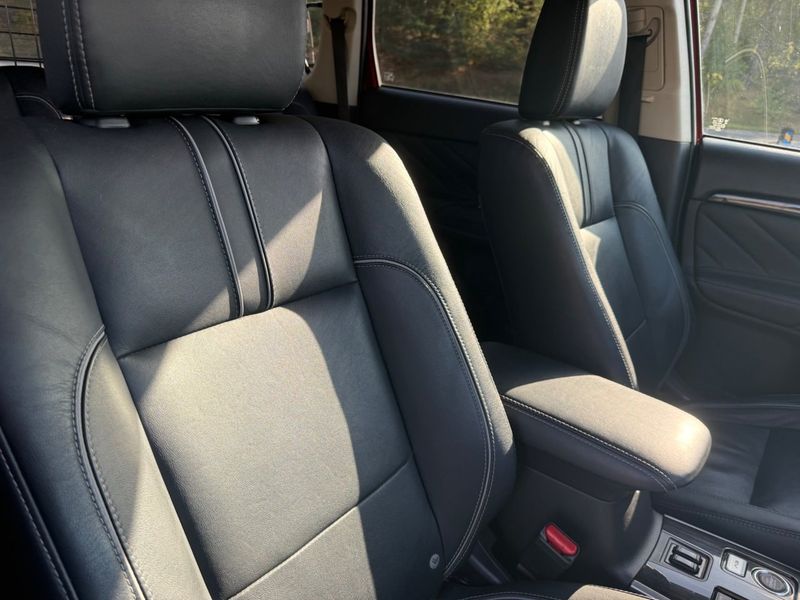 Mitsubishi Outlander bild 12
