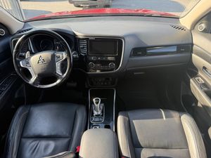 Mitsubishi Outlander bild 9