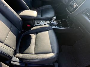 Mitsubishi Outlander bild 15