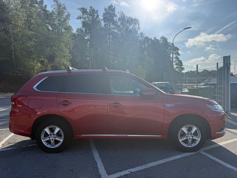 Mitsubishi Outlander bild 4
