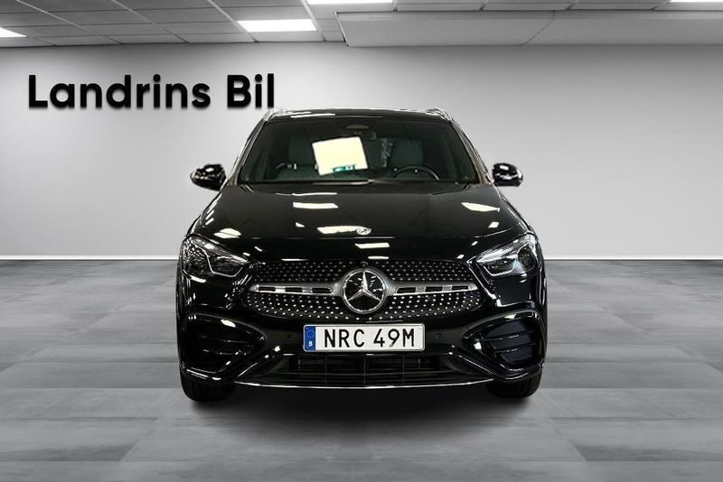 Mercedes GLA250 bild 2